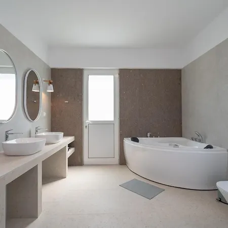 Thea Luxury * Kos Town